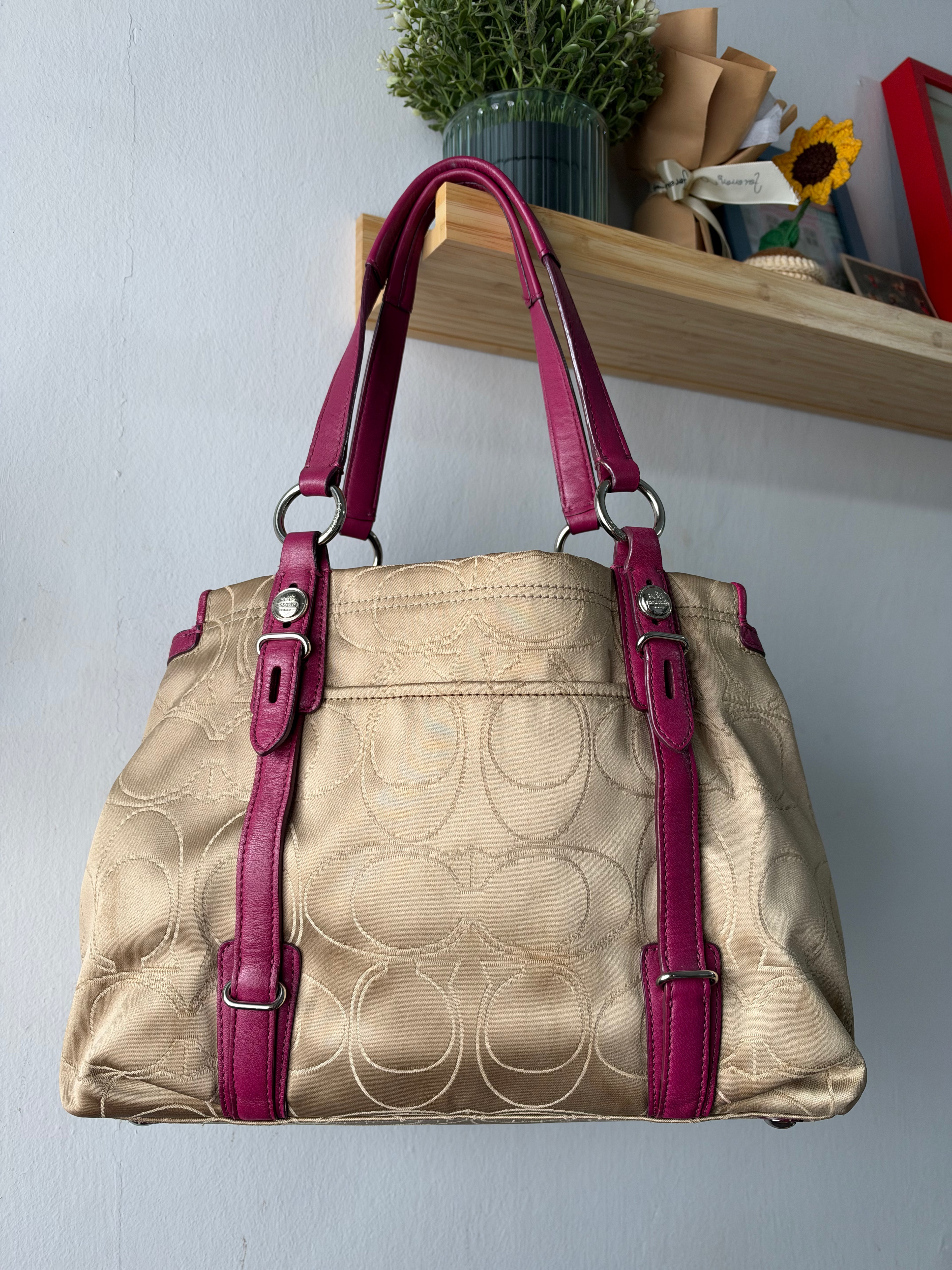 Coach Mia Signature Shoulder Bag