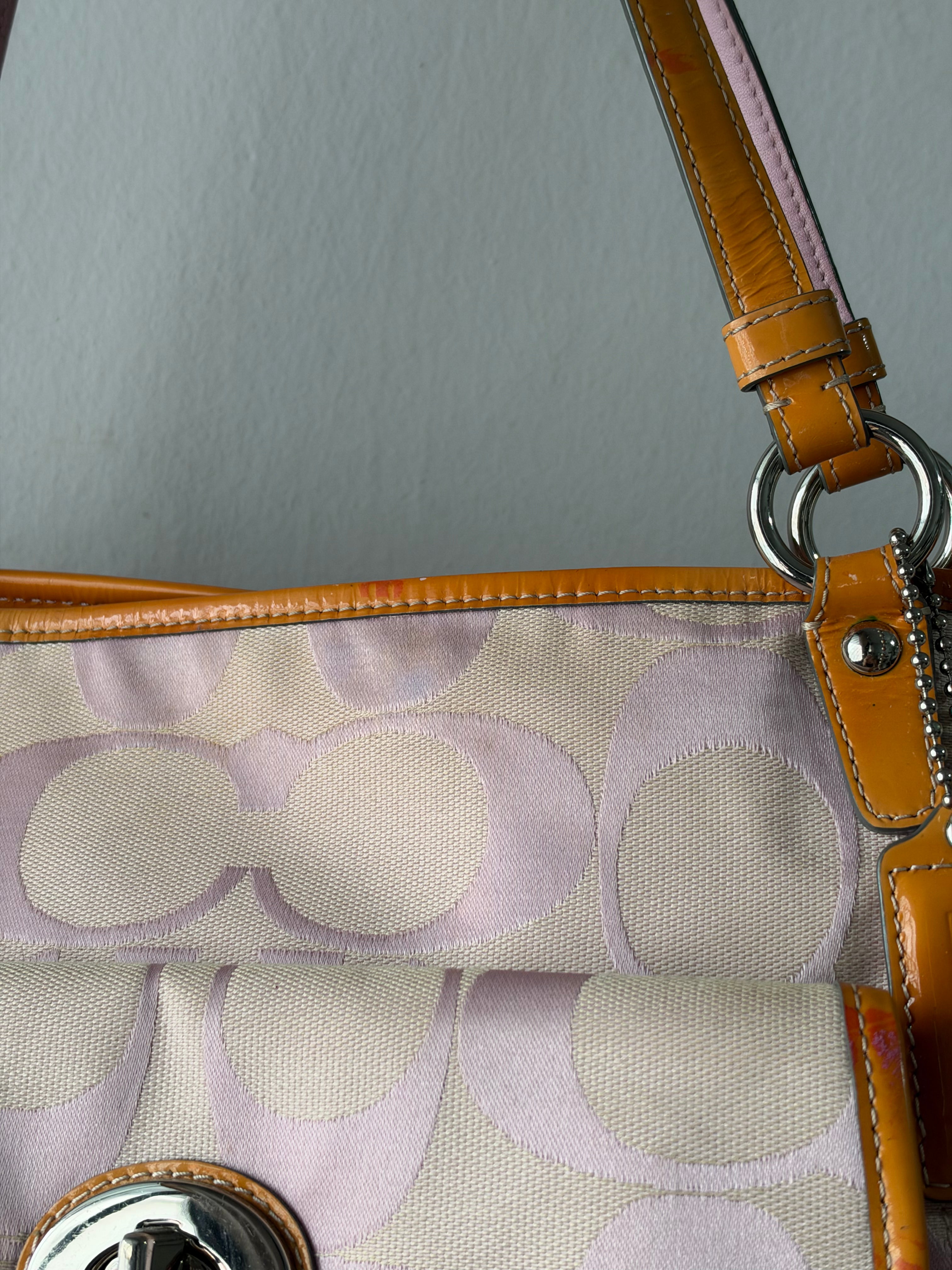 Coach Signature Leah Tote
