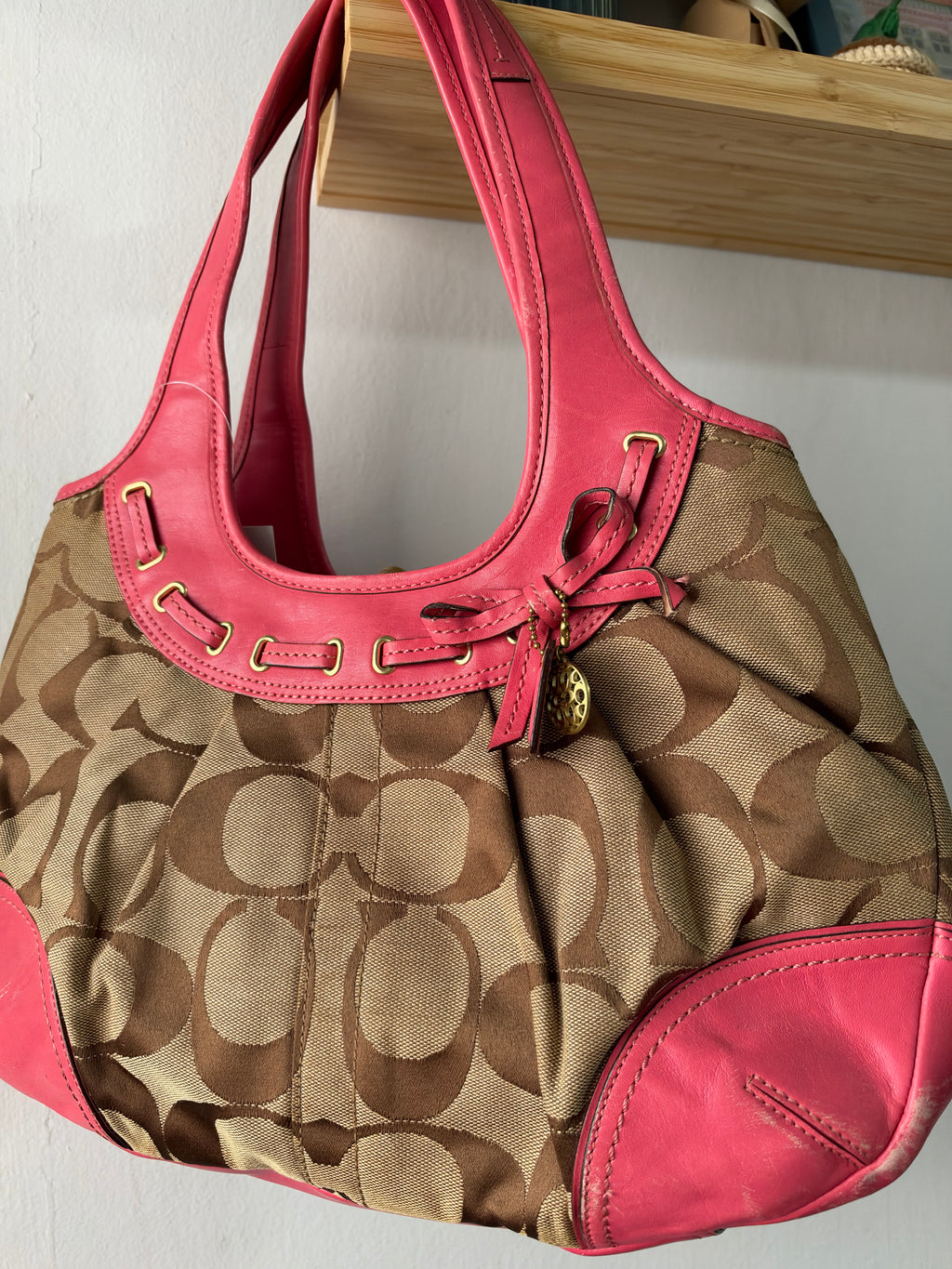 Coach Kisslock Frame Shoulder Bag