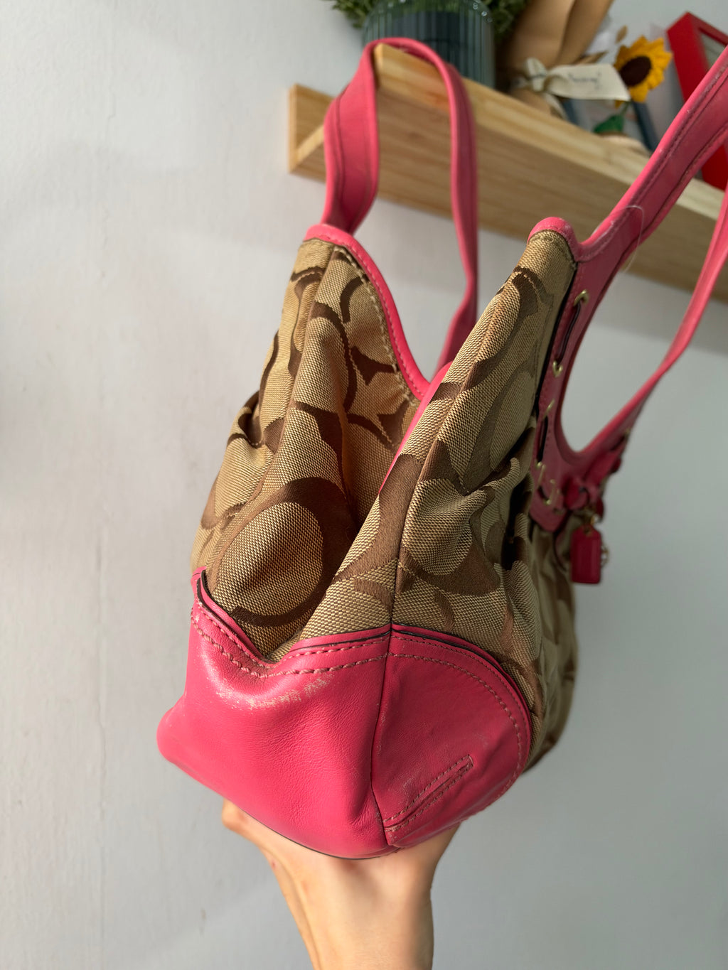 Coach Kisslock Frame Shoulder Bag