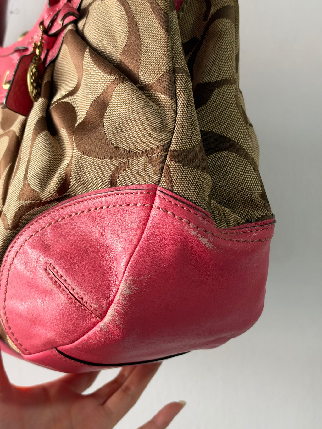 Coach Kisslock Frame Shoulder Bag