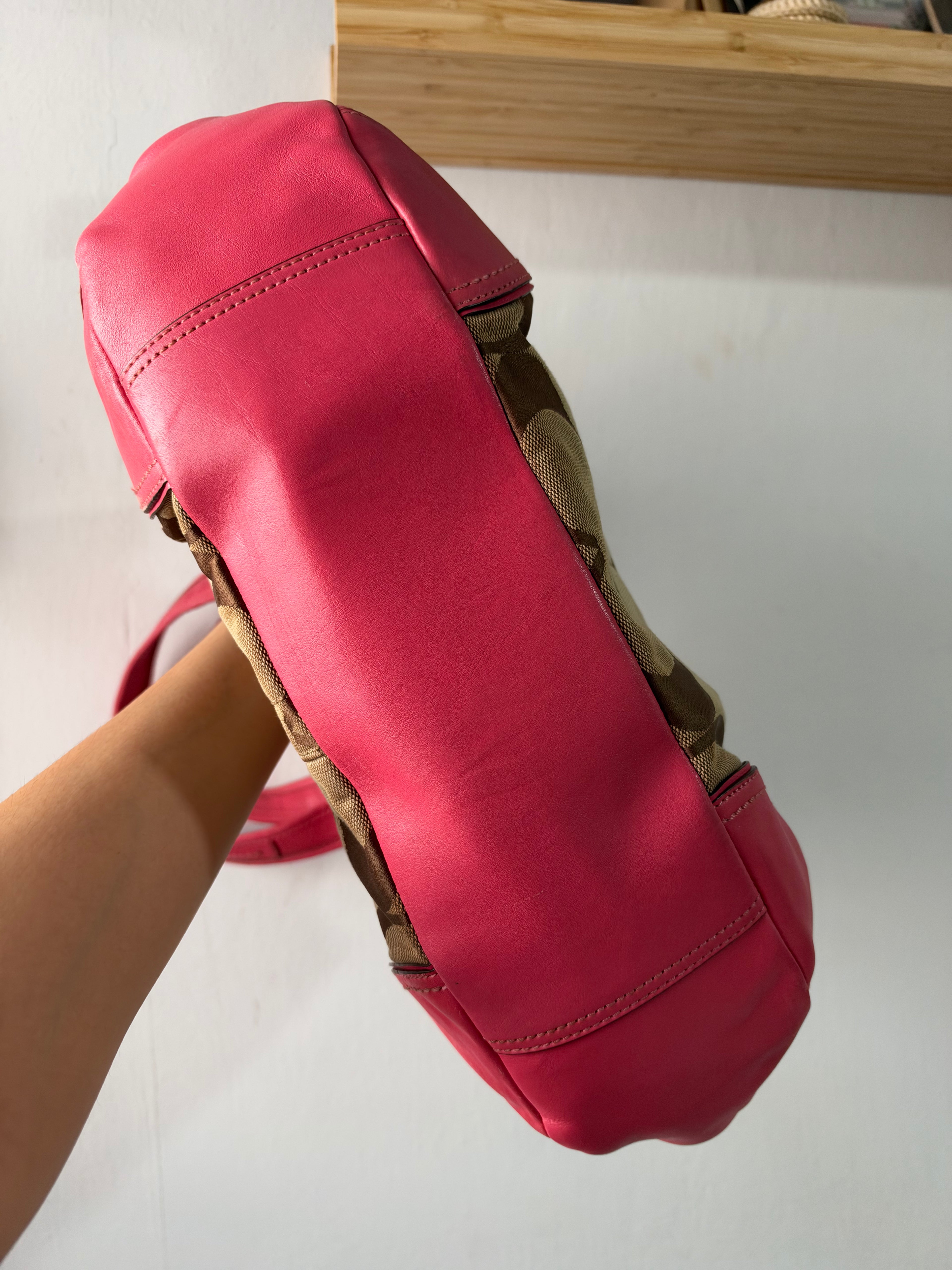 Coach Kisslock Frame Shoulder Bag