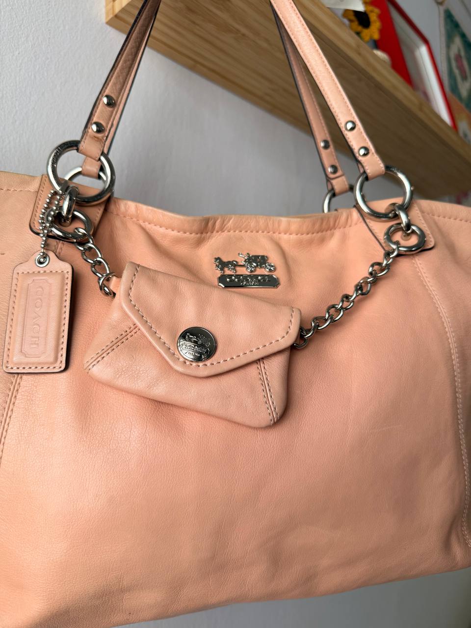 pink small pocket shoulder